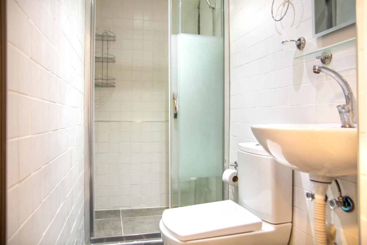 Invigorating Studio Flat Near Kordon In Alsancak Esmirna Exterior foto